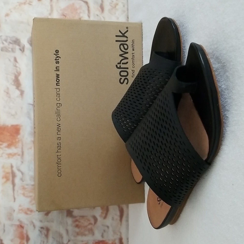 Softwalk Corsica II Sandals